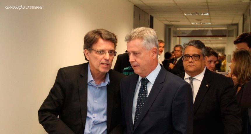 Com medo de novas polêmicas, governador e chefe da Casa Civil passarão por Media Training