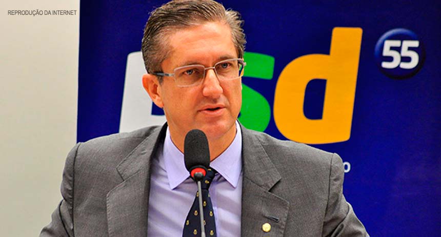 Rosso propõe liberação de alvarás em 48 horas com a criação do Licença Brasil