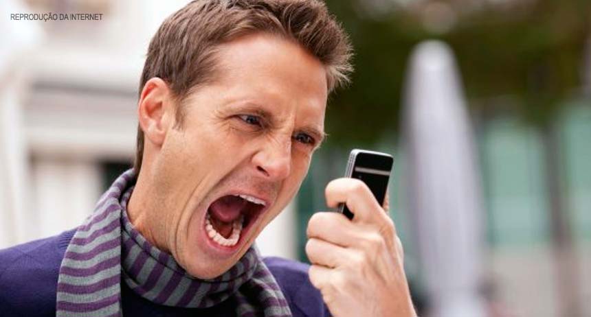 Liminar proíbe empresa telefônica de cortar navegação de internet móvel