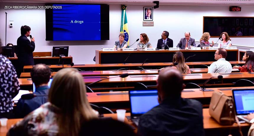 Depois de um ano, crise de abastecimento de penicilina benzatina continua e sífilis vive fase epidêmica