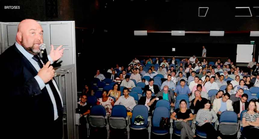 Fornecedores da Secretaria de Saúde recebem orientações em Fórum