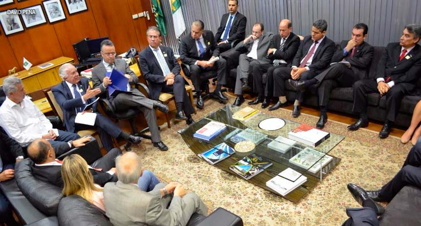 Empresários apresentam propostas à Rollemberg, contra o aumento de impostos