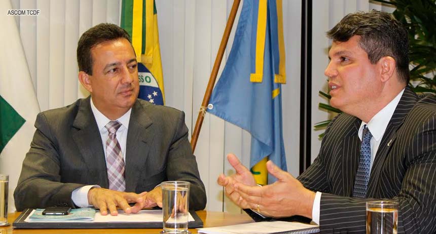 Secretário apresenta dificuldades na gestão da Saúde ao Presidente do TCDF