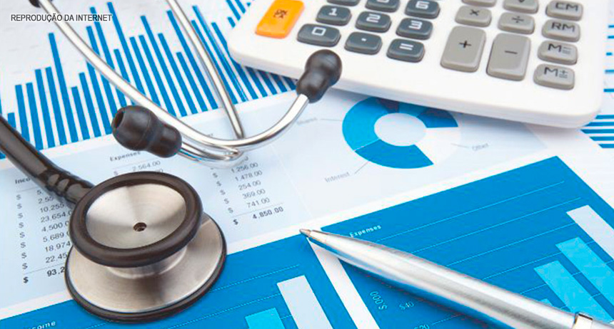 Médicos x Deuses x Gestores