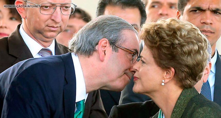 Cunha aceita pedido de abertura de processo de impeachment de Dilma