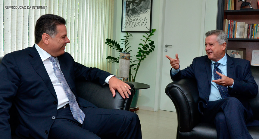 Rollemberg viaja para Goiás para conhecer unidades de Saúde geridas por Organizações Sociais