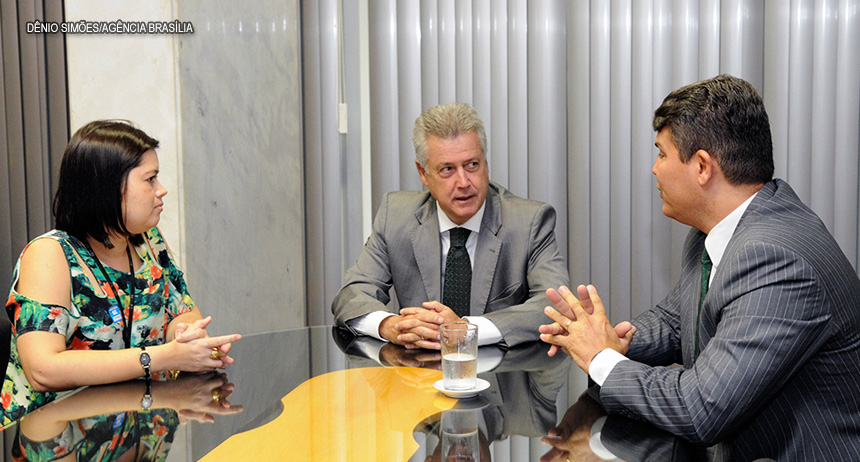 Governador do DF concede abono de ponto aos servidores da Secretaria de Saúde