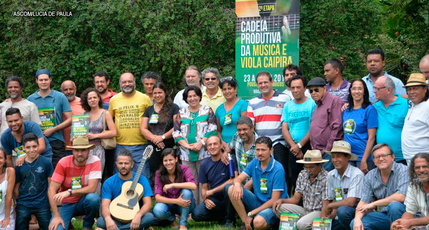 Deputada Luzia de Paula é recebida no Seminário da Cadeia Produtiva da Música e Viola Caipira