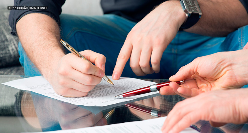 Contratos temporários da Secretaria da Criança podem perder auxílios transporte e refeição