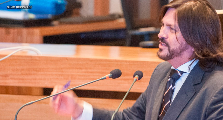 Audiência pública debate sobre sintomas e tratamentos da endometriose na Câmara Legislativa