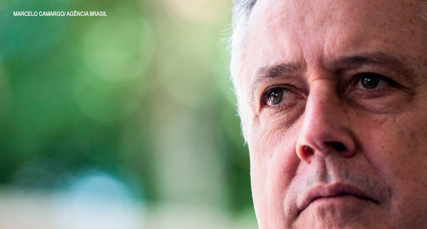 Denúncias de pedalada, omissão e impeachment voltam a assombrar Rollemberg