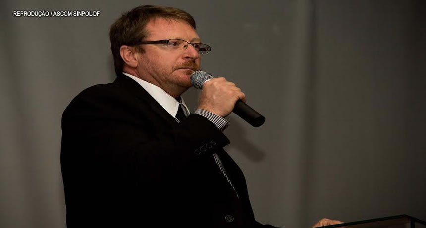 Sinpol-DF cobra de Rollemberg o envio da mensagem ao MPOG