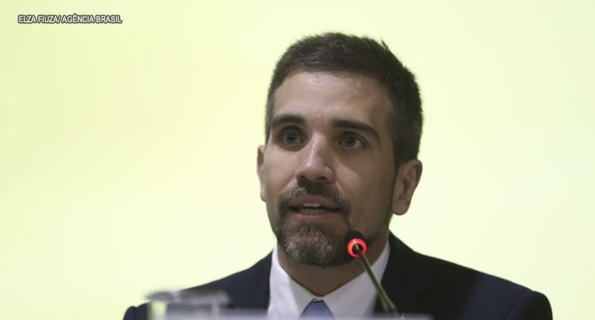 O que falta para mandar prender o secretário de saúde do DF, Humberto Fonseca?