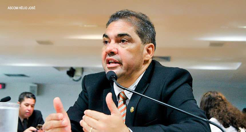 Senador Hélio José (PMDB-DF) repudia indícios de corrupção no GDF e quer punição dos responsáveis