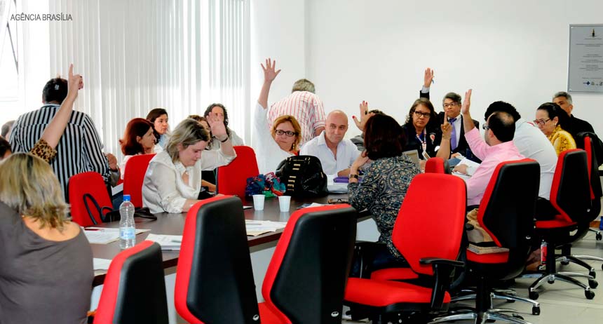 Membros do Conselho de Saúde repudiam acusação de serem favoráveis às OSs no DF