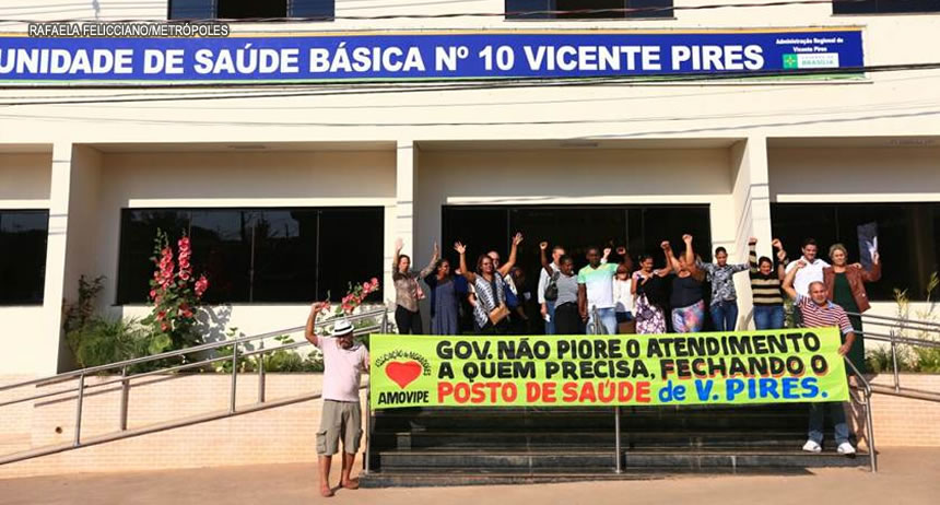 Moradores protestam contra mudanças no posto de saúde de Vicente Pires
