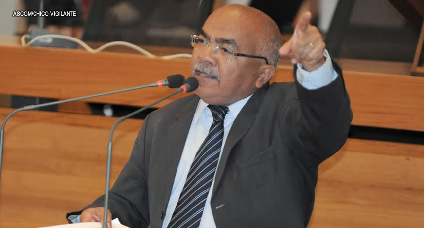 Chico Vigilante: “Computadores foram levados da Câmara um dia antes da operação”