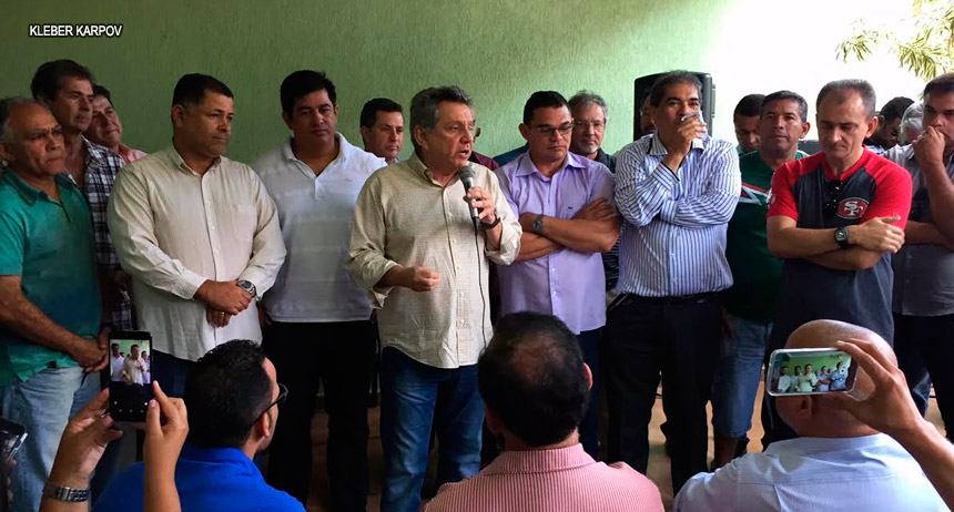 “Nós temos que ter o olhos voltados para o futuro”, afirma Filippelli em encontro com lideranças