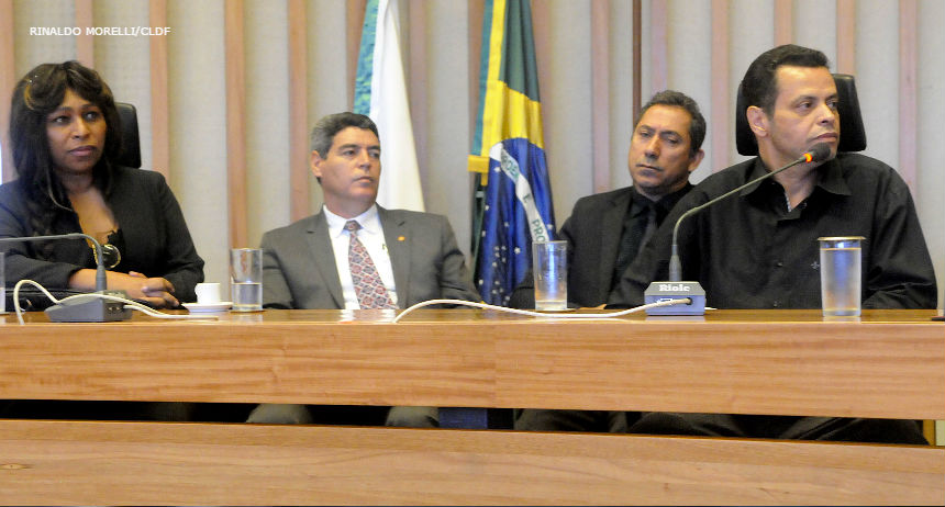 Ex-ouvidor da Vice-Governadoria fica em silêncio na CPI da Saúde do DF