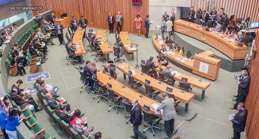 Aprovado em 1° turno Projeto de Lei sobre distribuição de medicamentos