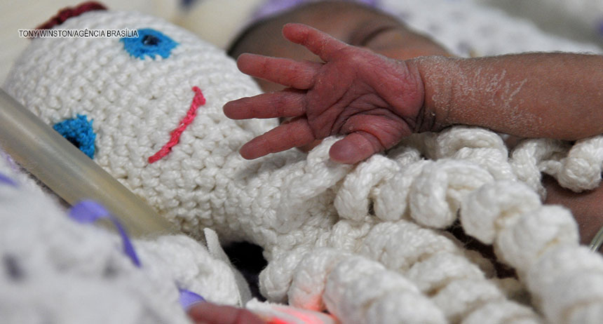 Polvo que salva: Iniciativa da equipe de enfermagem do HRSM é adotada em hospitais do DF