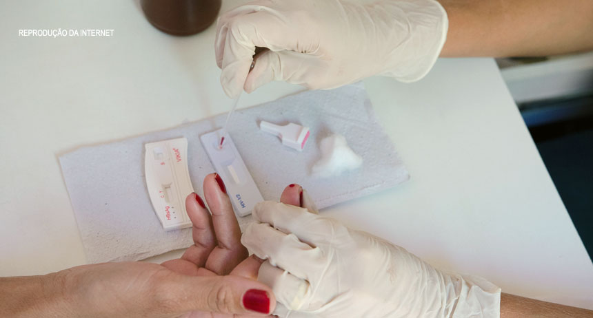 Lacen anuncia suspensão exames para diagnosticar sífilis e Secretaria de Saúde nega haver problema?