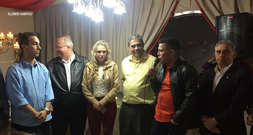 Jantar árabe partidário reúne lideranças políticas do DF