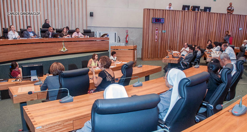 CLDF discute soluções para dificuldades das creches conveniadas