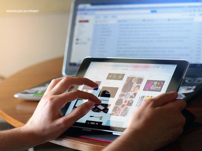 Nova lei que obriga sites a exibir produtos à venda com destaque já está em vigor