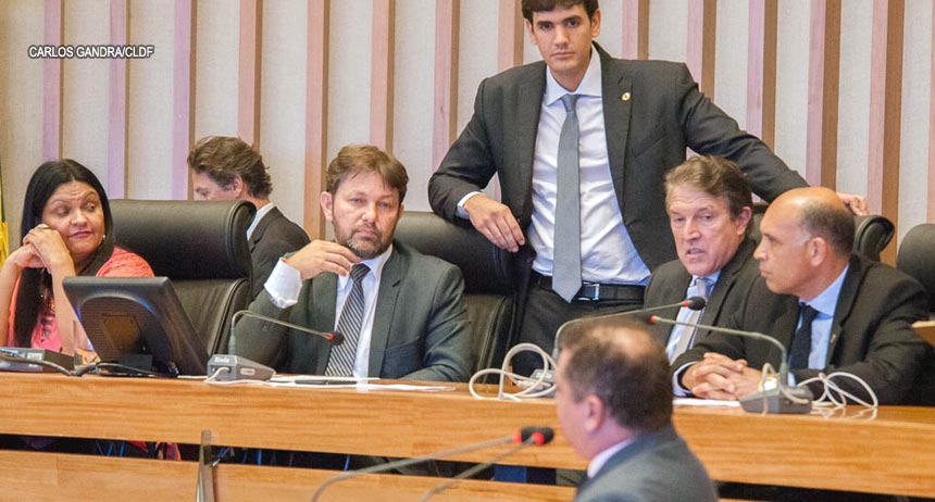 CLDF: Distritais aprovam vários projetos em esforço para limpar pauta