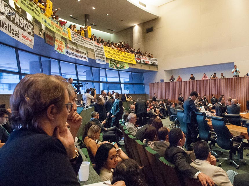 Bye bye IPREV: Em ano de eleição CLDF garante sobrevida de Rollemberg