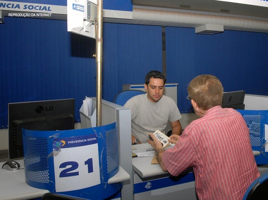 Pagamento do PIS/Pasep para trabalhadores com mais de 60 anos começa dia 24