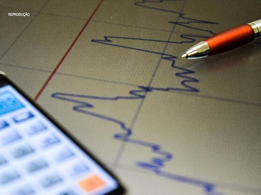 Standard & Poor’s rebaixa Brasil para três níveis abaixo do grau de investimento