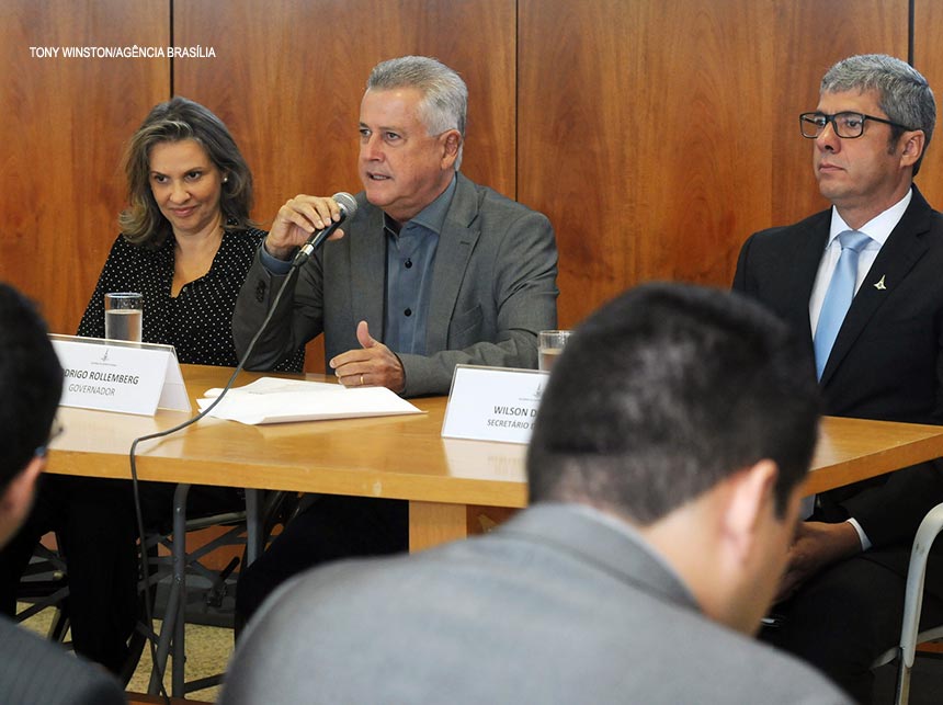 Após tentar bancar casamentos comunitários com recursos do IPREV Rollemberg encaminha novo projeto à CLDF