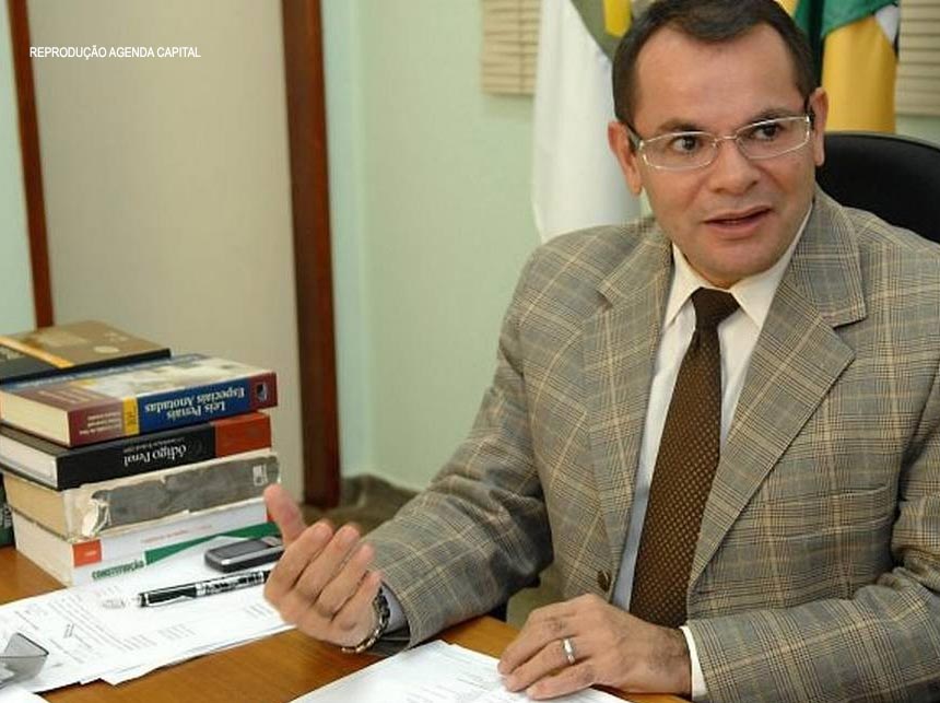 Delegado Lucena é processado por denunciar agressor de mulheres