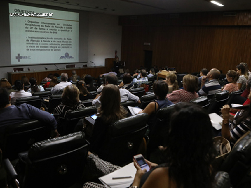 Saúde discute estratégias para aumentar rotatividade de leitos