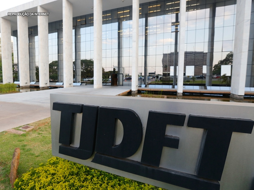 Desqualificar o trabalho profissional de alguém pelas redes sociais gera dever de indenizar