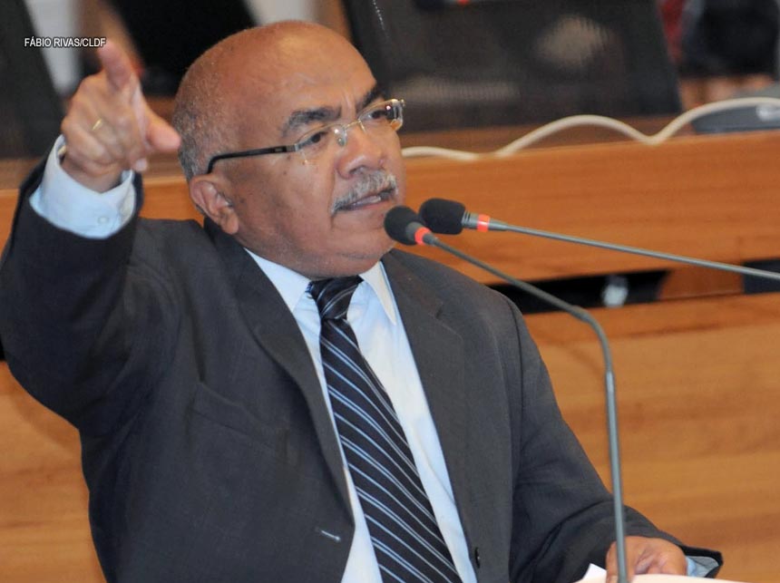 Deputados criticam terceirização para fornecimento de merenda escolar