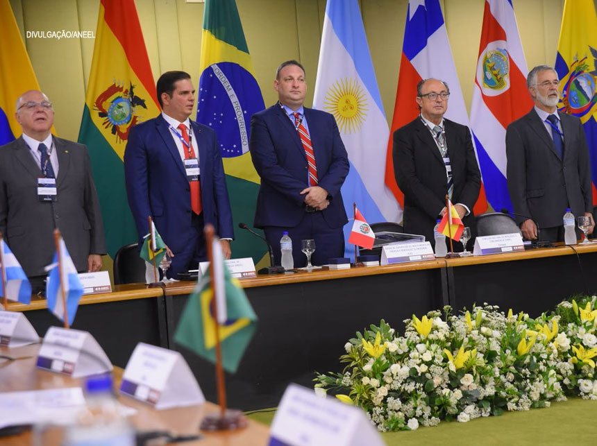 Diretor da ANEEL é eleito presidente da Associação Iberoamericana de Reguladores de Energia