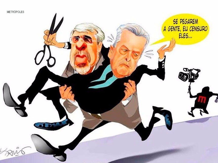 Os painéis não deveriam estar lá, mas governo só os retirou para impedir críticas do Metrópoles