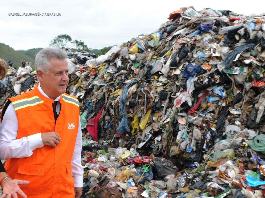 Empresa que fez doação à campanha de Rollemberg fatura com o Aterro Sanitário