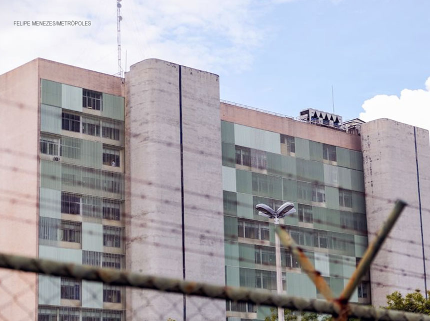 Família recorre à Defensoria Pública para conseguir vaga em UTI do IHB