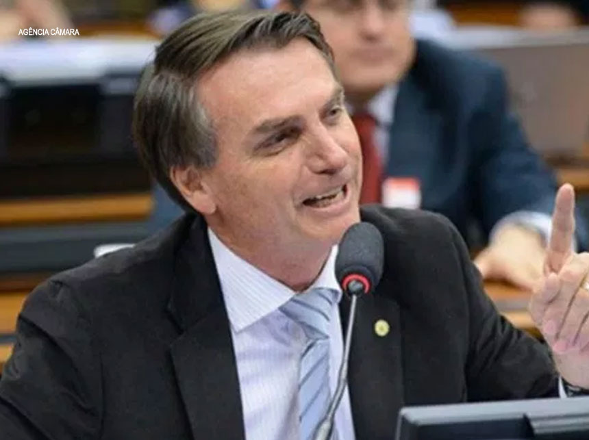 Bolsonaro impõe Revalida aos profissionais cubanos e Cuba anuncia retirada de ‘colaboradores’ do Mais Médicos