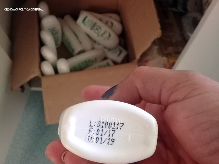 Secretaria de Saúde distribui protetor solar, a menos de 30 dias do vencimento à servidores e comunidade