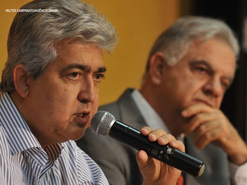 Ex-secretários de Saúde do DF são alvos de operação que apura fraudes em contratos de lavanderia