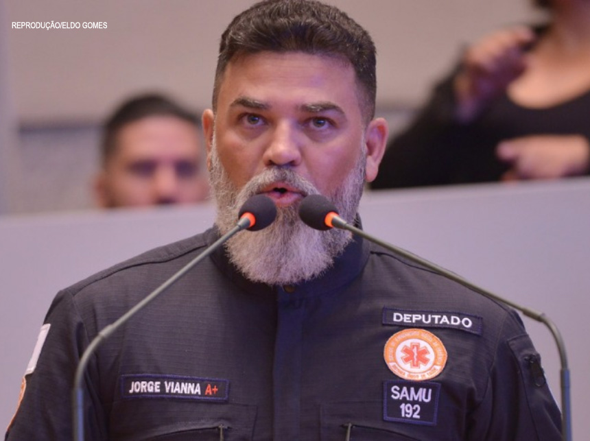 “A população precisa ter interesse na política”, afirma o deputado do DF, Jorge Vianna