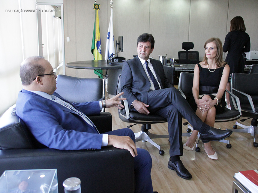 Ministro da Saúde planeja implantar terceiro turno de atendimento