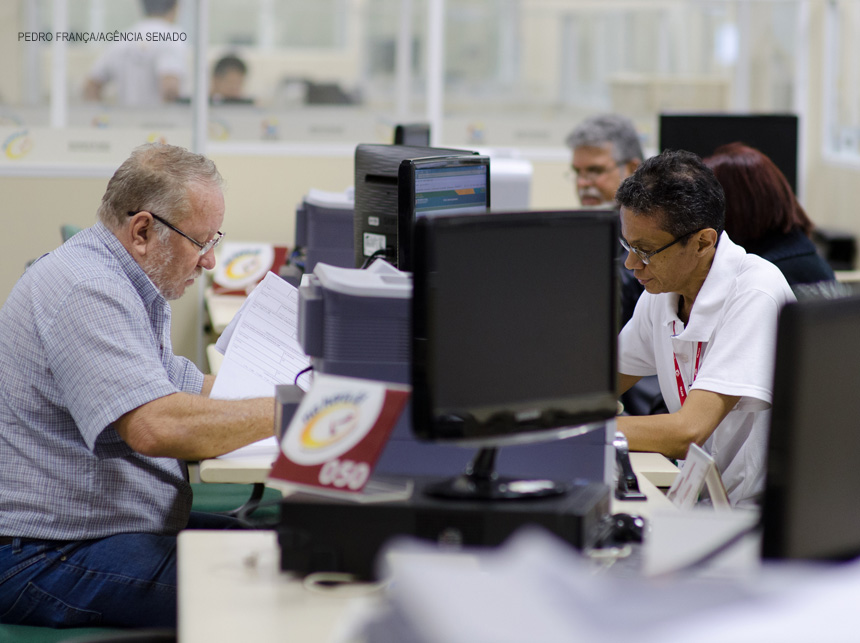 Quem tem direito adquirido não precisa antecipar aposentadoria