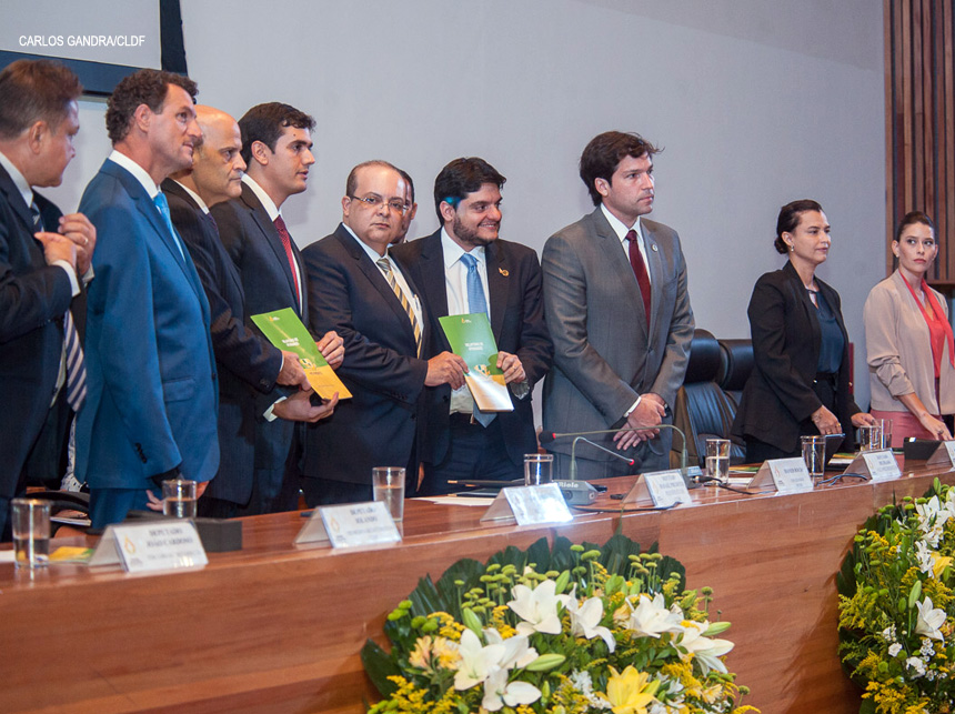 Com presença do governador, Câmara Legislativa do DF abre trabalhos da legislatura 2019-2022