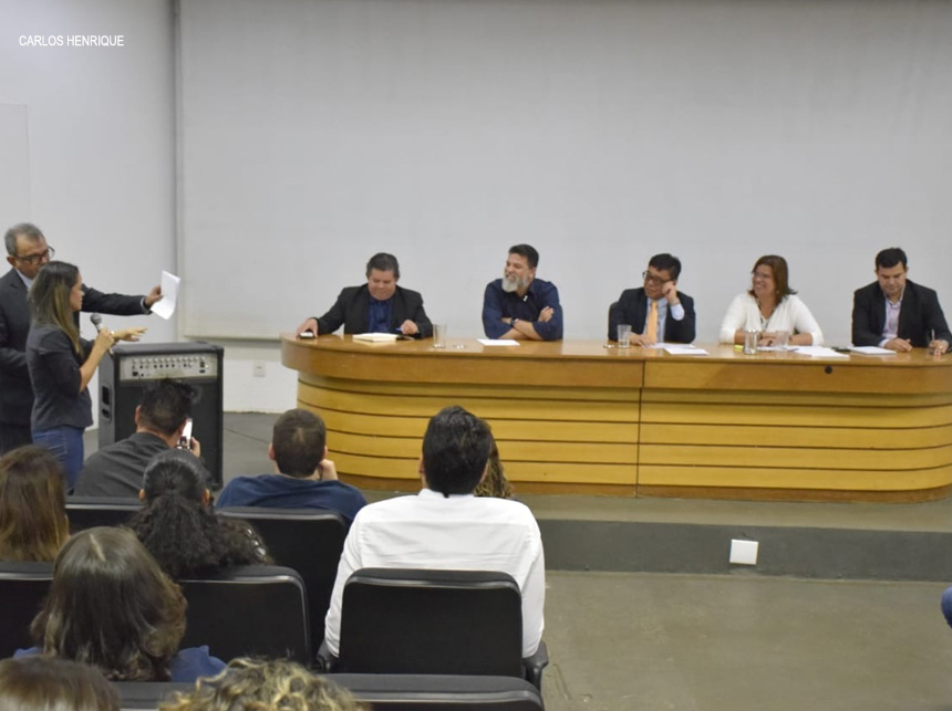 Direto da Fonte: Jorge Vianna se reúne com secretário de saúde para esclarecer convocações de concursados